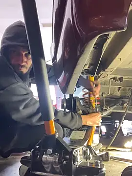 Snapshot of donnuozfutura chatting on 02-27-25, 01:07 donnuozfutura online show from 02-27-25, 01:07