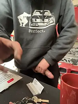 Snapshot of donnuozfutura chatting on 03-06-25, 12:19 donnuozfutura online show from 03-06-25, 12:19