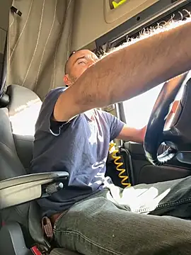 Snapshot of donnuozfutura chatting on 10-08-25, 08:12 donnuozfutura online show from 10-08-25, 08:12