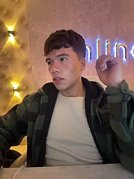 Logan smith1 online show from 02-03-26, 06:22