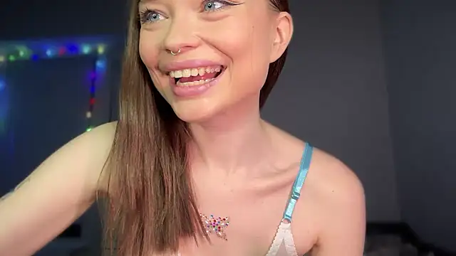 Snapshot of dollfromvenus chatting on 01-12-25, 05:01 dollfromvenus online show from 01-12-25, 05:01