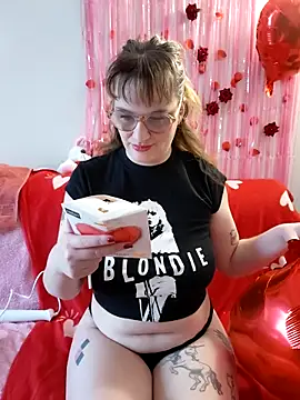 Snapshot of PrincesseMalicia chatting on 02-18-26, 03:52 PrincesseMalicia online show from 02-18-26, 03:52