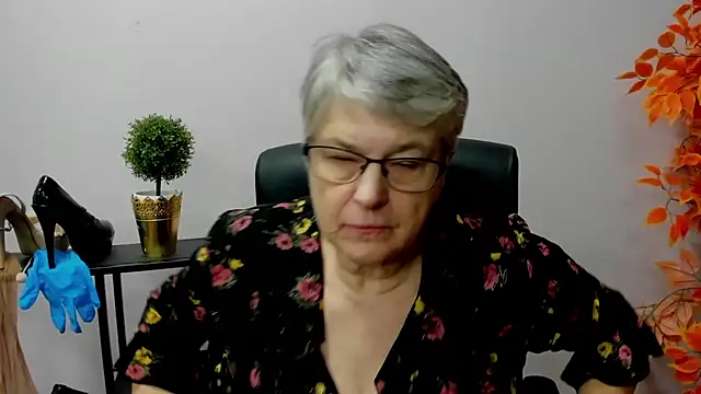 IrisDream online show from 01-13-25, 01:49