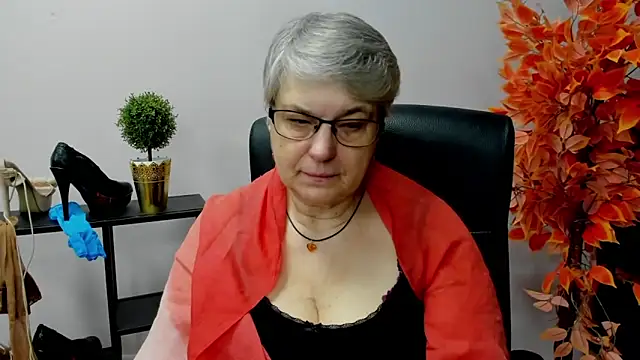 IrisDream online show from 02-03-25, 07:18