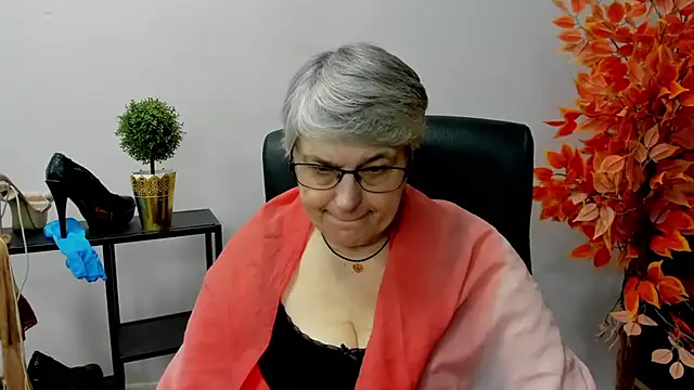 IrisDream online show from 02-03-25, 10:58