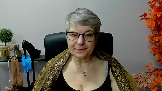 IrisDream online show from 03-21-25, 07:22