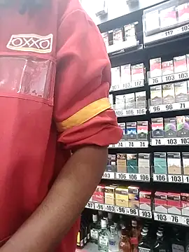 Snapshot of Bola453 chatting on 03-28-26, 04:12 Bola453 online show from 03-28-26, 04:12