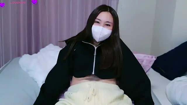 Snapshot of -satomi-jp chatting on 01-16-25, 11:48 -satomi-jp online show from 01-16-25, 11:48