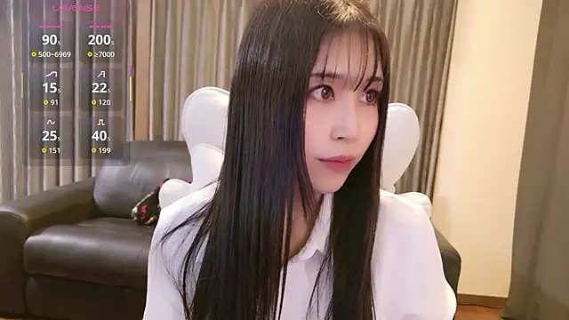 Snapshot of -satomi-jp chatting on 01-14-26, 11:38 -satomi-jp online show from 01-14-26, 11:38