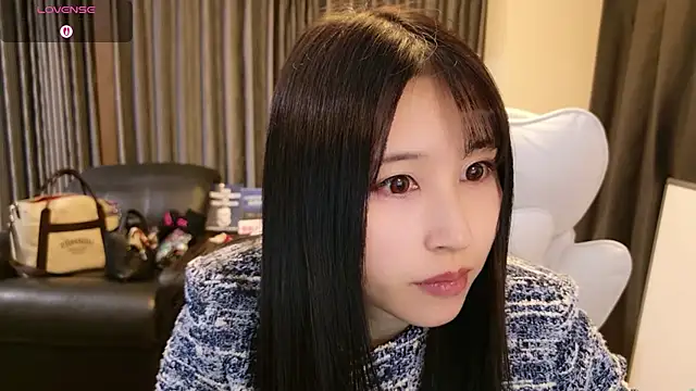 Snapshot of -satomi-jp chatting on 03-04-26, 12:44 -satomi-jp online show from 03-04-26, 12:44