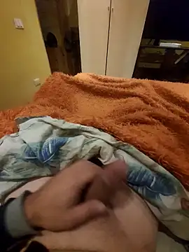 Snapshot of tiscopofortezozza chatting on 12-14-25, 12:05 tiscopofortezozza online show from 12-14-25, 12:05