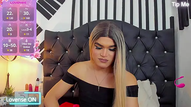 Snapshot of AllisonsweetZ chatting on 02-21-25, 08:05 AllisonsweetZ online show from 02-21-25, 08:05