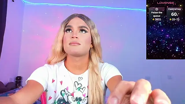 Snapshot of AllisonsweetZ chatting on 09-29-25, 05:29 AllisonsweetZ online show from 09-29-25, 05:29