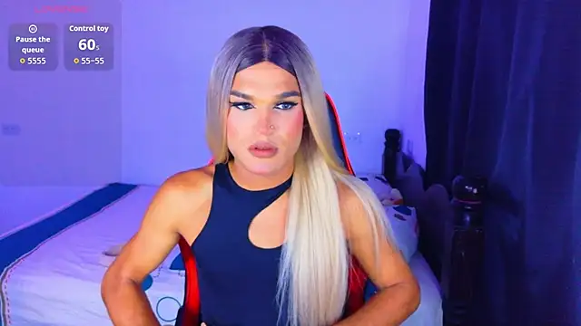 Snapshot of AllisonsweetZ chatting on 04-12-26, 03:39 AllisonsweetZ online show from 04-12-26, 03:39