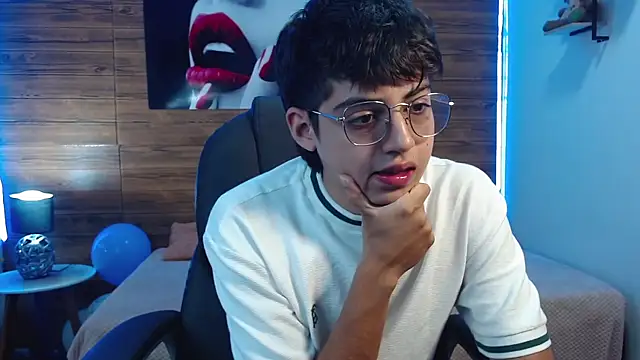 jhoellx online show from 10-15-25, 07:47