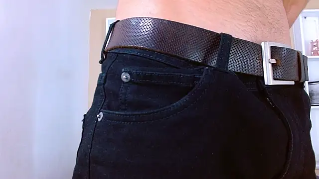 Snapshot of Liam_crox chatting on 01-10-25, 05:13 Liam crox online show from 01-10-25, 05:13