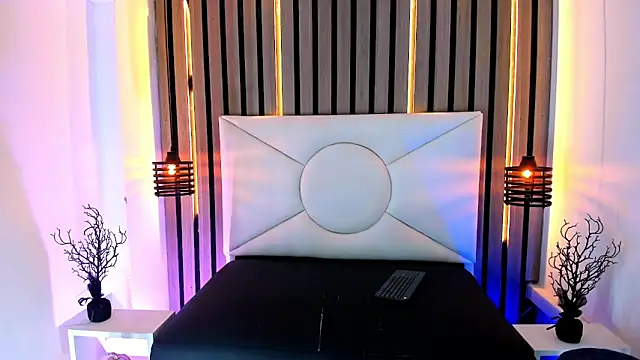 Snapshot of Liam_crox chatting on 02-27-25, 02:54 Liam crox online show from 02-27-25, 02:54