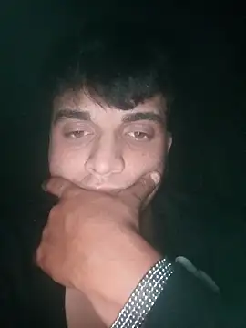 boy 3835 online show from 09-21-25, 09:27