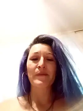 Snapshot of sophie_banger chatting on 12-31-24, 10:56 sophie banger online show from 12-31-24, 10:56