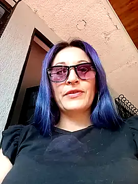 Snapshot of sophie_banger chatting on 01-08-25, 07:56 sophie banger online show from 01-08-25, 07:56