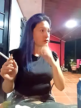 Snapshot of sophie_banger chatting on 01-09-25, 12:03 sophie banger online show from 01-09-25, 12:03