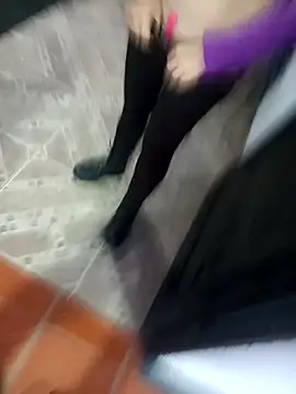 Snapshot of sophie_banger chatting on 02-11-25, 11:12 sophie banger online show from 02-11-25, 11:12