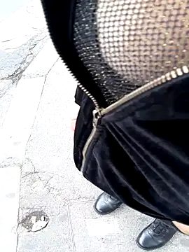 Snapshot of sophie_banger chatting on 09-15-25, 04:51 sophie banger online show from 09-15-25, 04:51