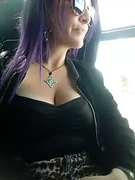 Snapshot of sophie_banger chatting on 09-24-25, 07:39 sophie banger online show from 09-24-25, 07:39