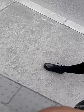 Snapshot of sophie_banger chatting on 09-25-25, 04:32 sophie banger online show from 09-25-25, 04:32