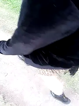 Snapshot of sophie_banger chatting on 11-05-25, 08:31 sophie banger online show from 11-05-25, 08:31