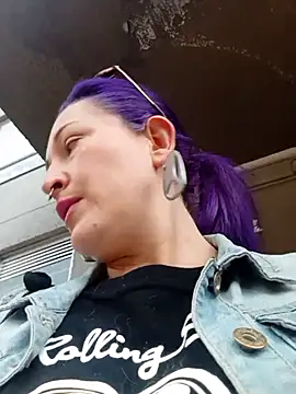 Snapshot of sophie_banger chatting on 11-08-25, 09:13 sophie banger online show from 11-08-25, 09:13