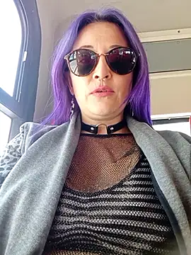 Snapshot of sophie_banger chatting on 11-13-25, 06:51 sophie banger online show from 11-13-25, 06:51