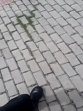 Snapshot of sophie_banger chatting on 11-16-25, 05:40 sophie banger online show from 11-16-25, 05:40