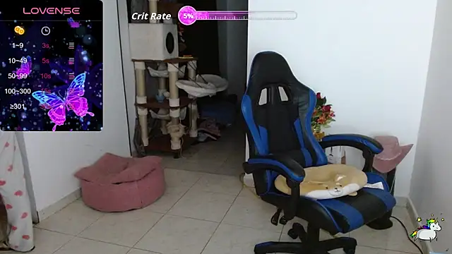 TRIXIE TANG28 online show from 02-17-26, 12:07