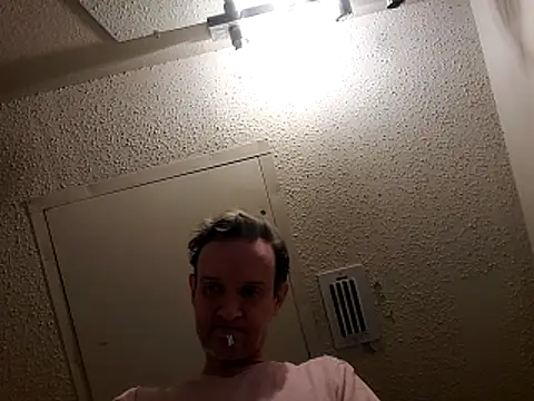 Snapshot of big8dall chatting on 12-19-25, 03:41 big8dall online show from 12-19-25, 03:41