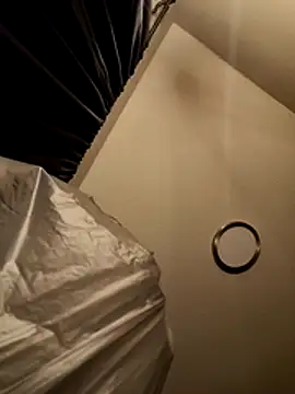 Snapshot of big8dall chatting on 03-09-26, 02:21 big8dall online show from 03-09-26, 02:21