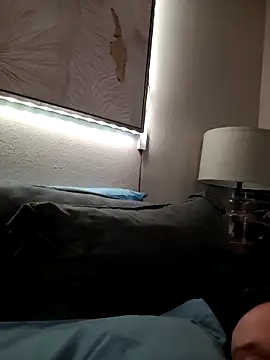 Snapshot of big8dall chatting on 03-10-26, 10:09 big8dall online show from 03-10-26, 10:09