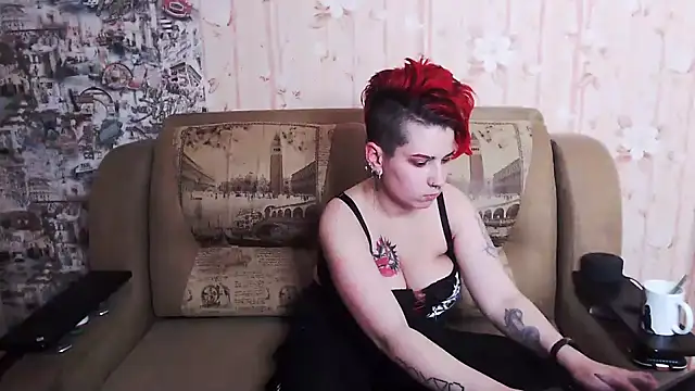 Miya Wey  online show from 10-20-25, 06:52