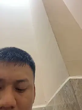 alejooxhot online show from 06-18-26, 04:24