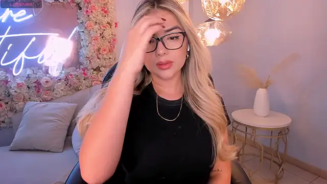 ChloePreston  online show from 03-04-26, 01:39