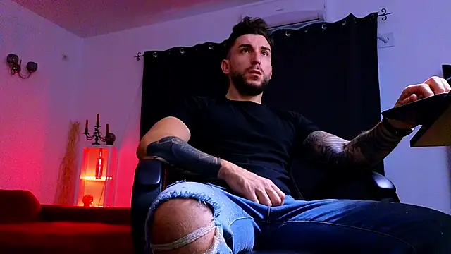 MightyAaron66 online show from 11-09-25, 05:39