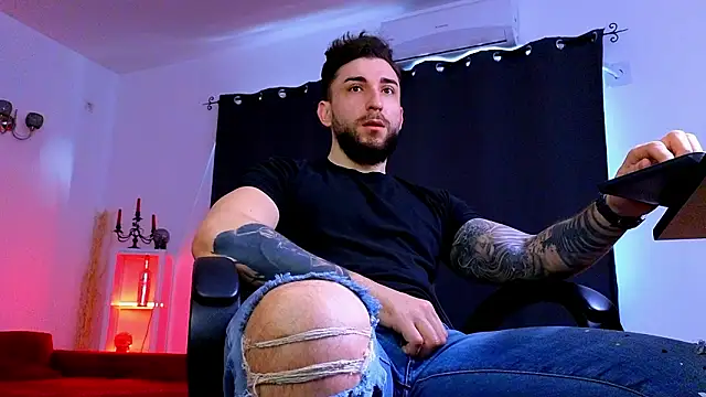 MightyAaron66 online show from 03-08-26, 06:17