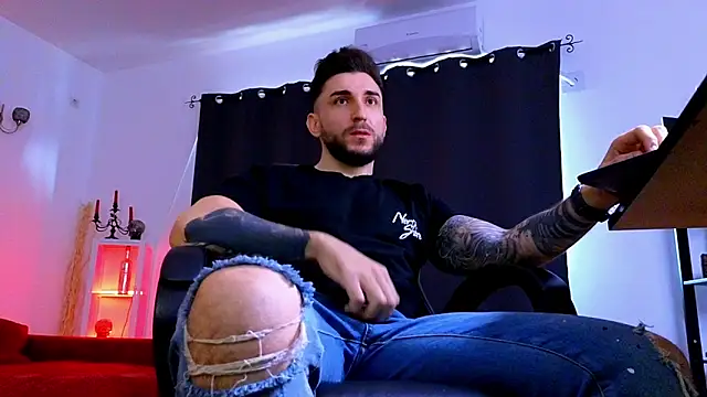 MightyAaron66 online show from 04-09-26, 06:19