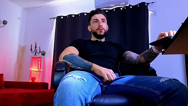 MightyAaron66 online show from 07-26-26, 04:53