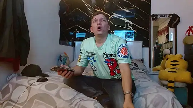 couplehot7777 online show from 10-19-25, 03:18