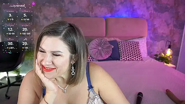 KiraRoxx online show from 02-08-26, 07:39