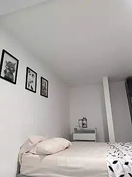 Snapshot of cuteluci_ chatting on 02-09-25, 03:23 cuteluci online show from 02-09-25, 03:23