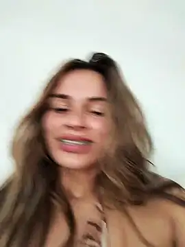 Snapshot of cuteluci_ chatting on 02-17-25, 05:43 cuteluci online show from 02-17-25, 05:43