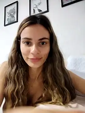 Snapshot of cuteluci_ chatting on 03-19-25, 02:13 cuteluci online show from 03-19-25, 02:13