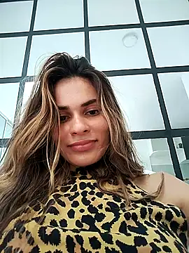 Snapshot of cuteluci_ chatting on 03-21-25, 05:23 cuteluci online show from 03-21-25, 05:23